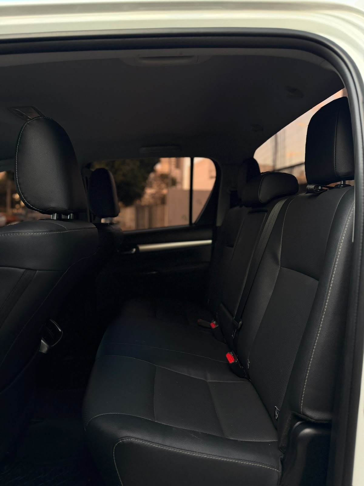 TOYOTA HILLUX 2024 - Foto 4