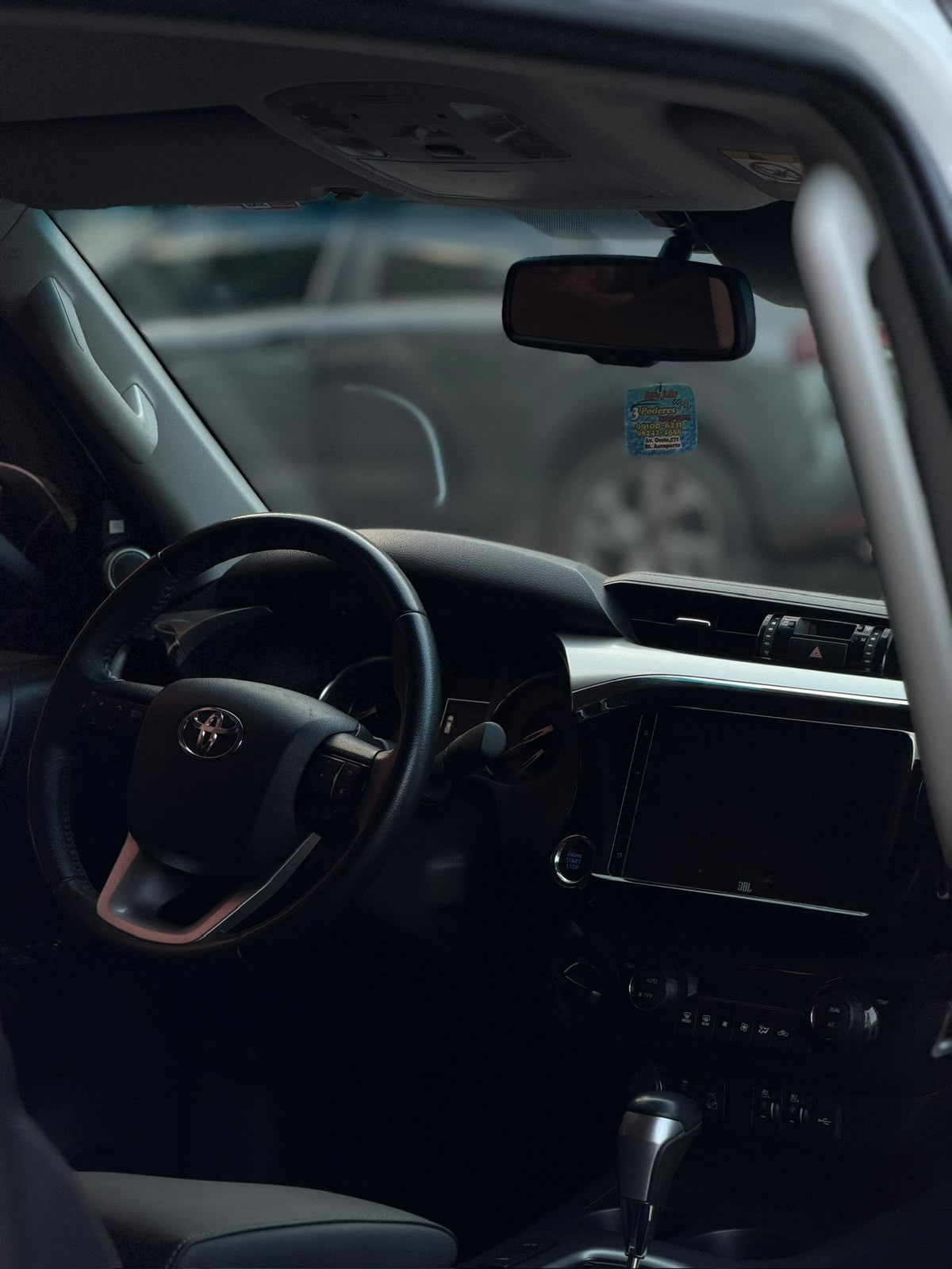 TOYOTA HILLUX 2024 - Foto 9