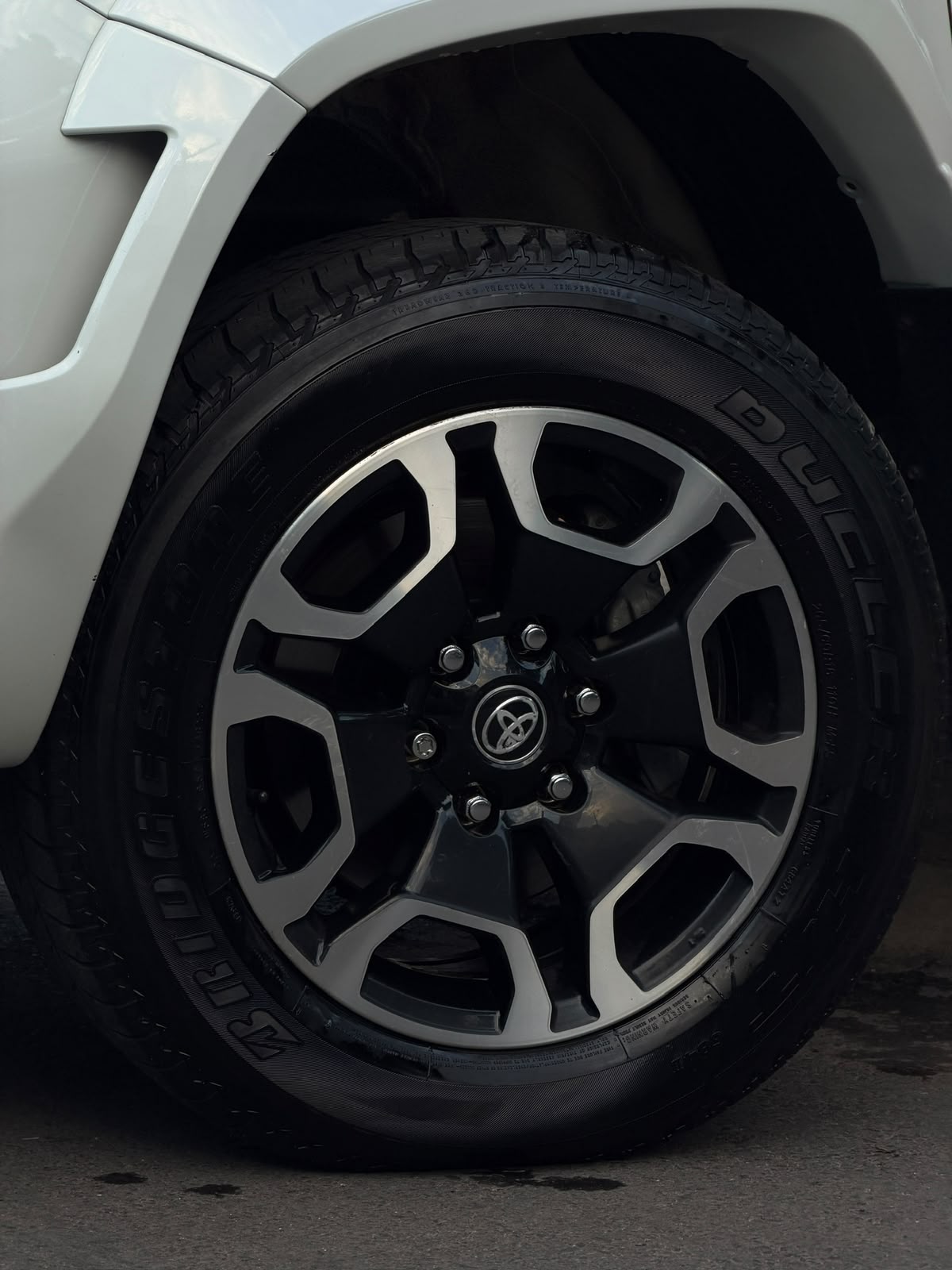TOYOTA HILLUX 2024 - Foto 11