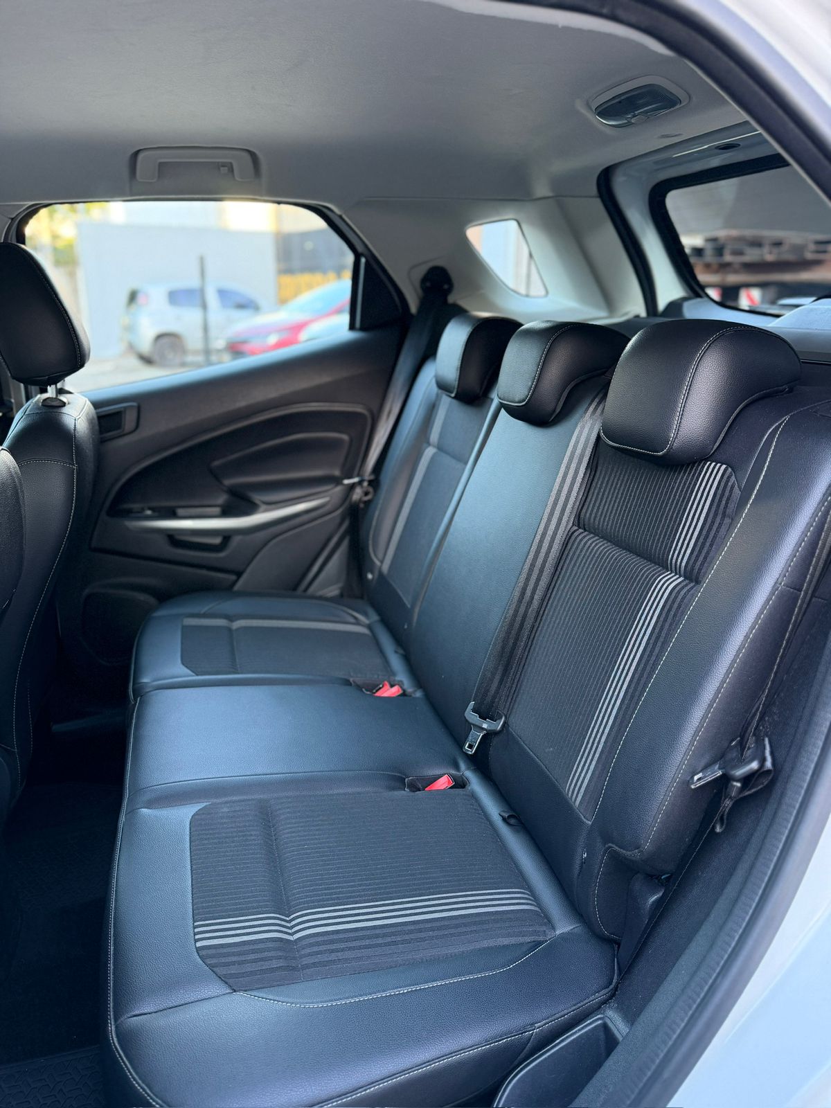 FORD ECOSPORT 2019 - Foto 2