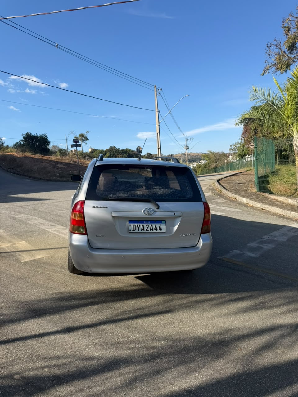 TOYOTA COROLLA FIELDER - foto 4