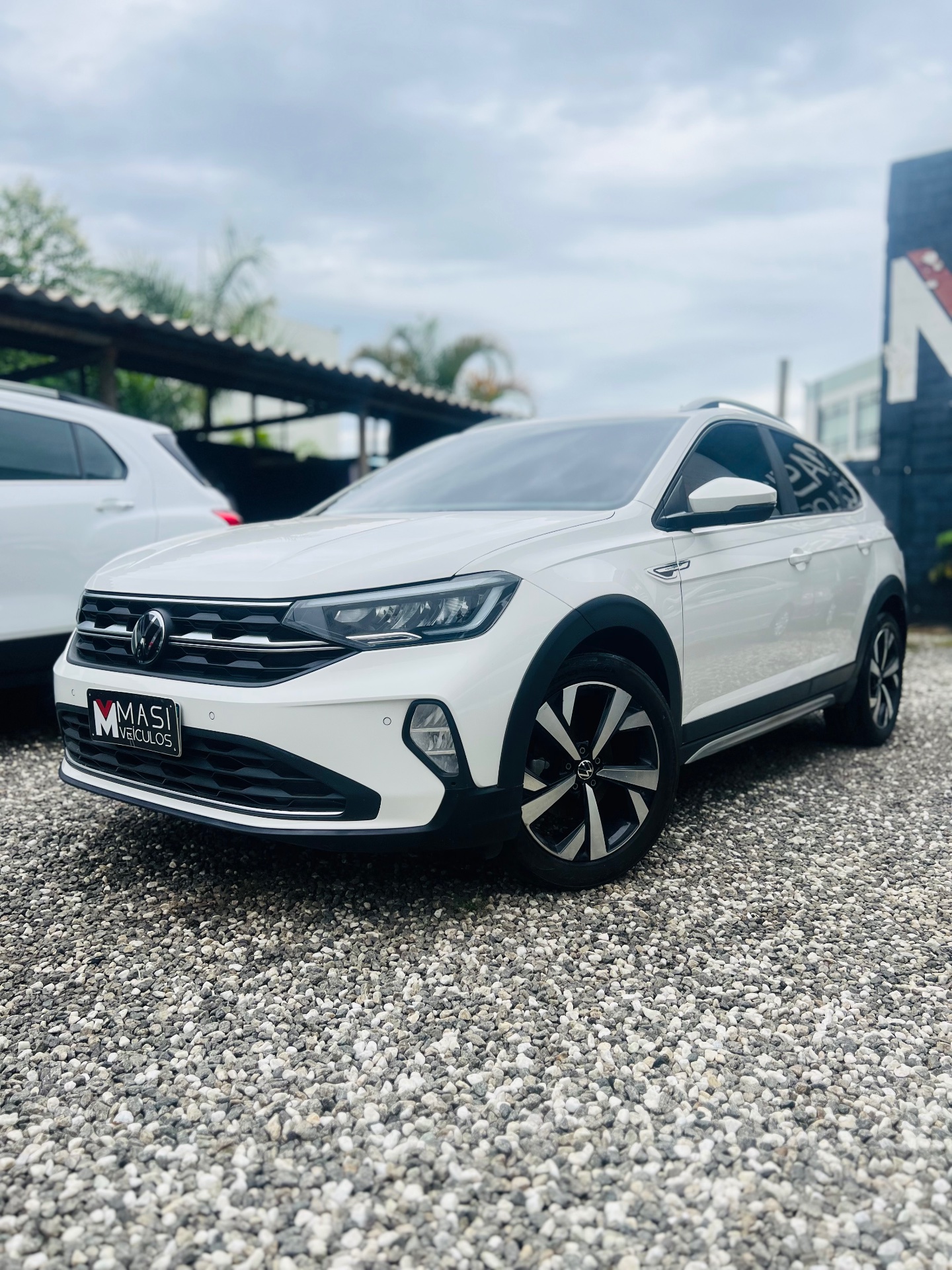 VOLKSWAGEN NIVUS HIGHLINE 200TSI 2023 - Foto 1