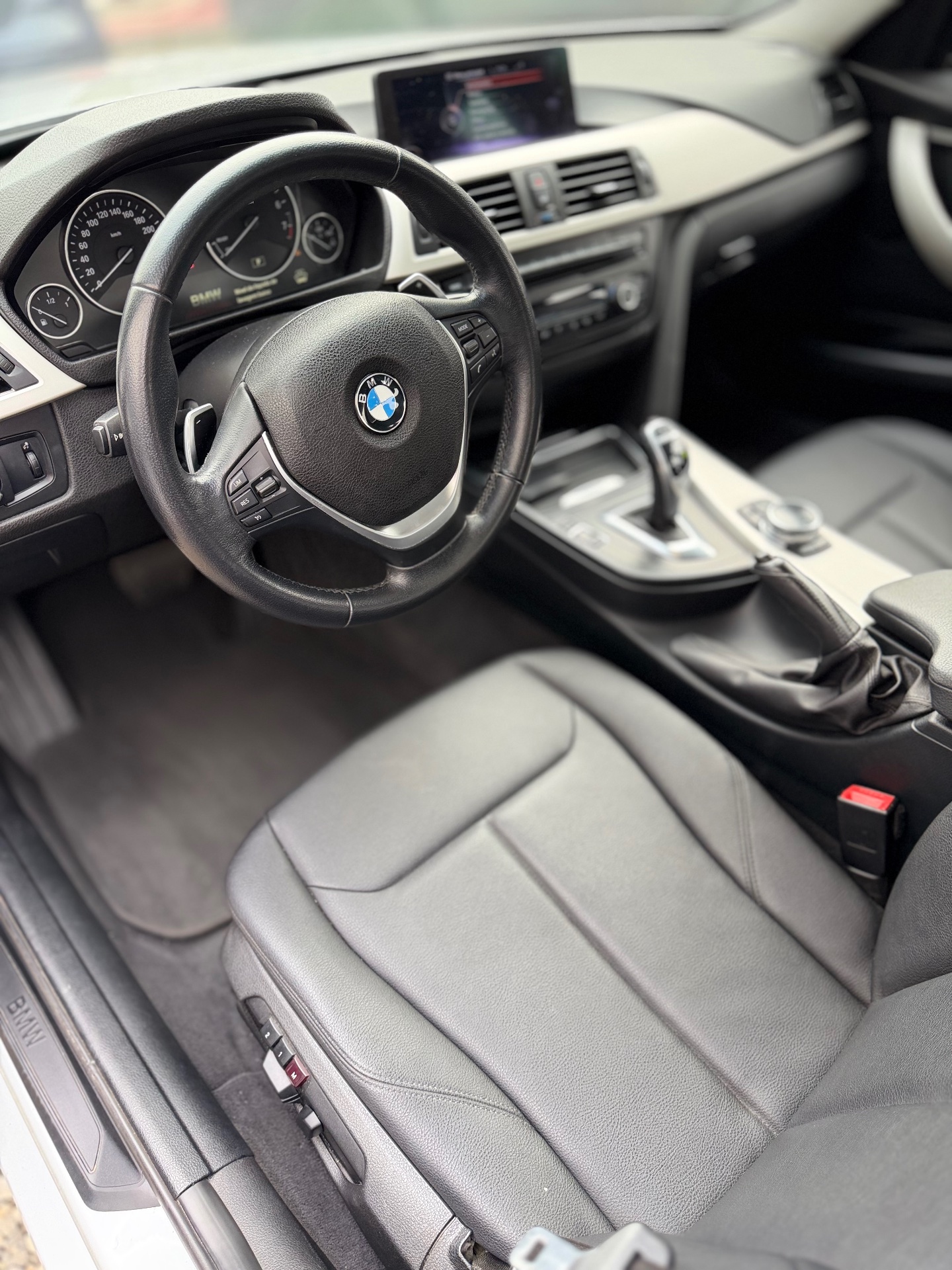 BMW 320I BLINDADA 2014 - Foto 8