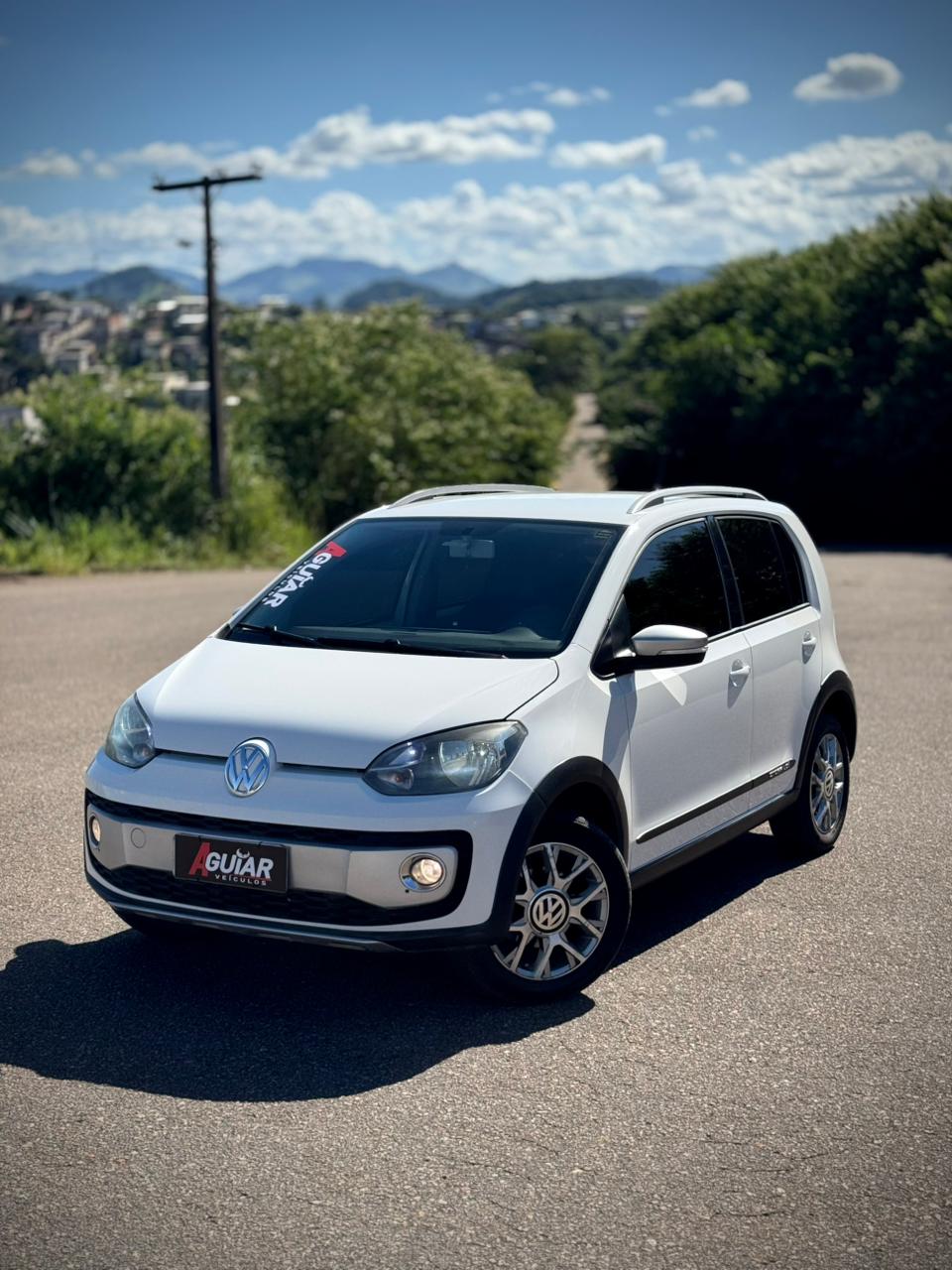 Volkswagen CROSS UP!TSI 1.0 2017 - foto 8