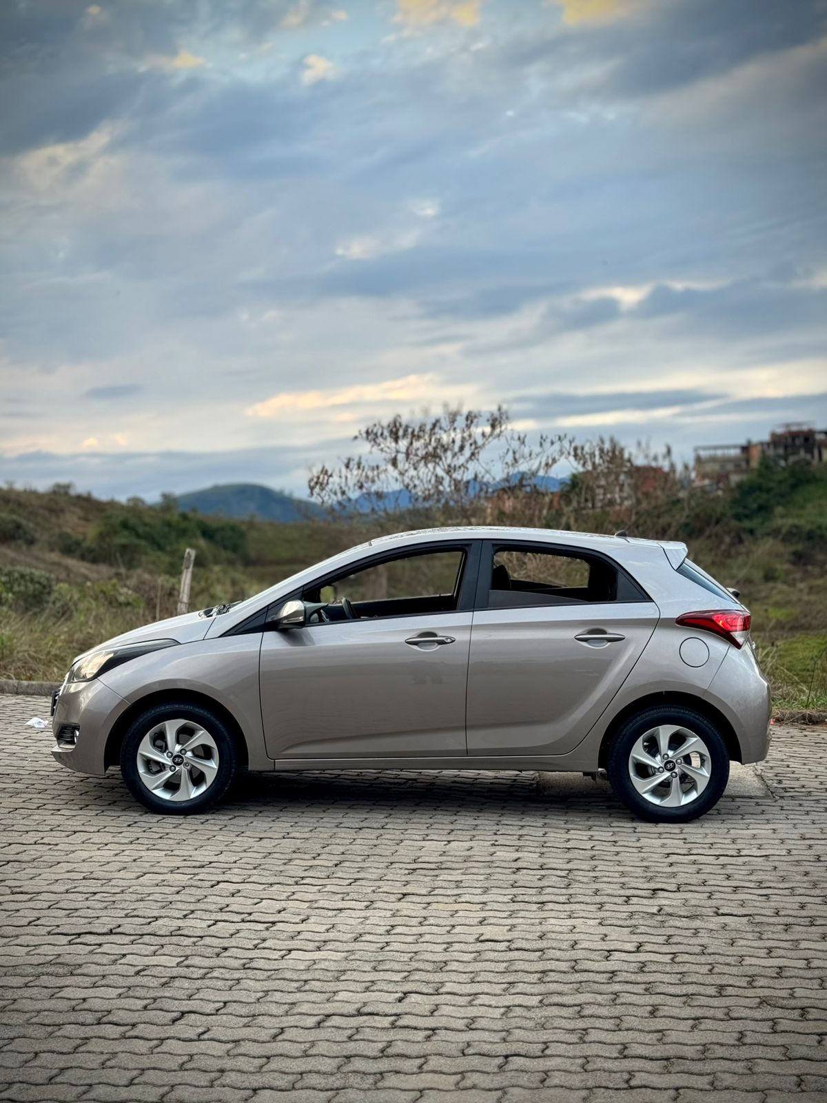 Hyundai HB20 HATCH 1.0 TURBO - foto 11