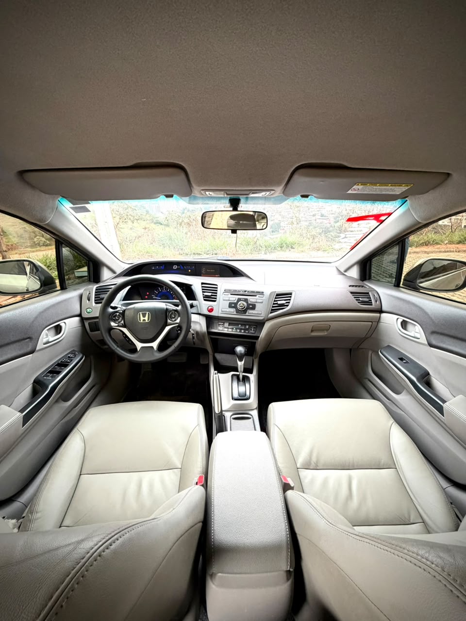 Honda CIVIC LXR 2014 - foto 4