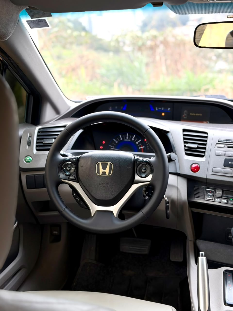 Honda CIVIC LXR 2014 - foto 5