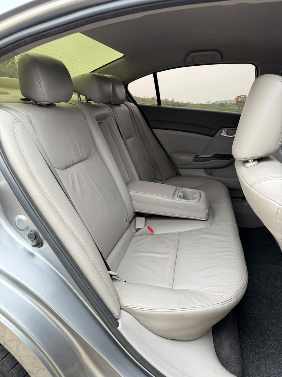 Honda CIVIC LXR 2014 - foto 13
