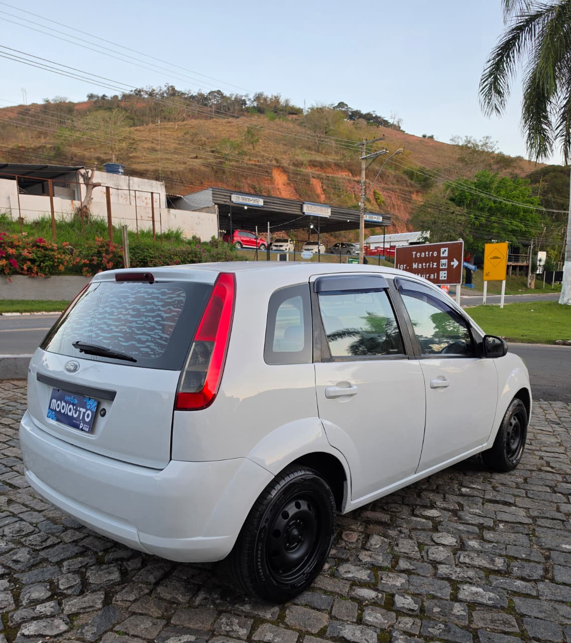 Ford FIESTA 1.0 2014 - foto 3