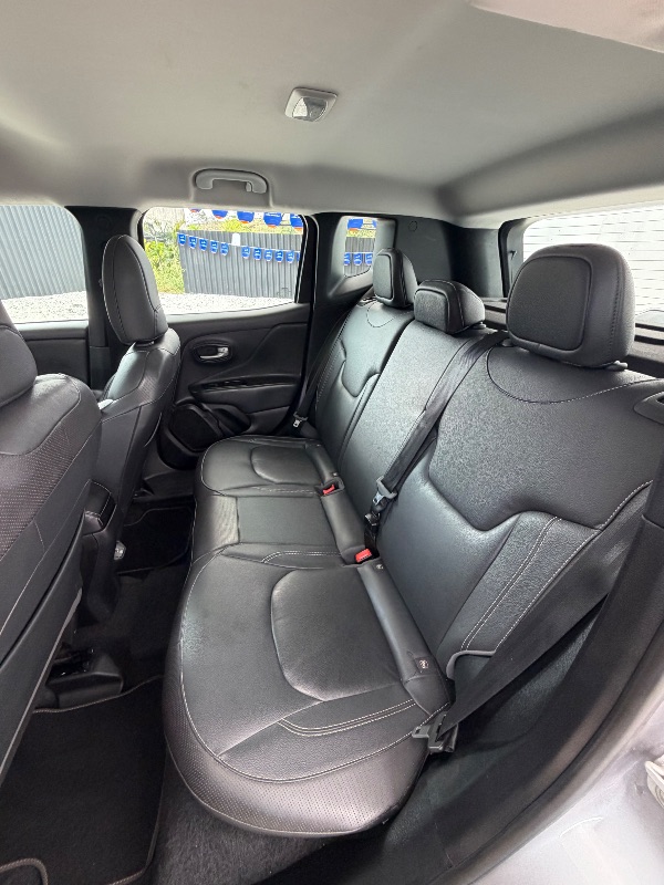JEEP RENEGADE LONGITUDE 1.3 2022 - Foto 9