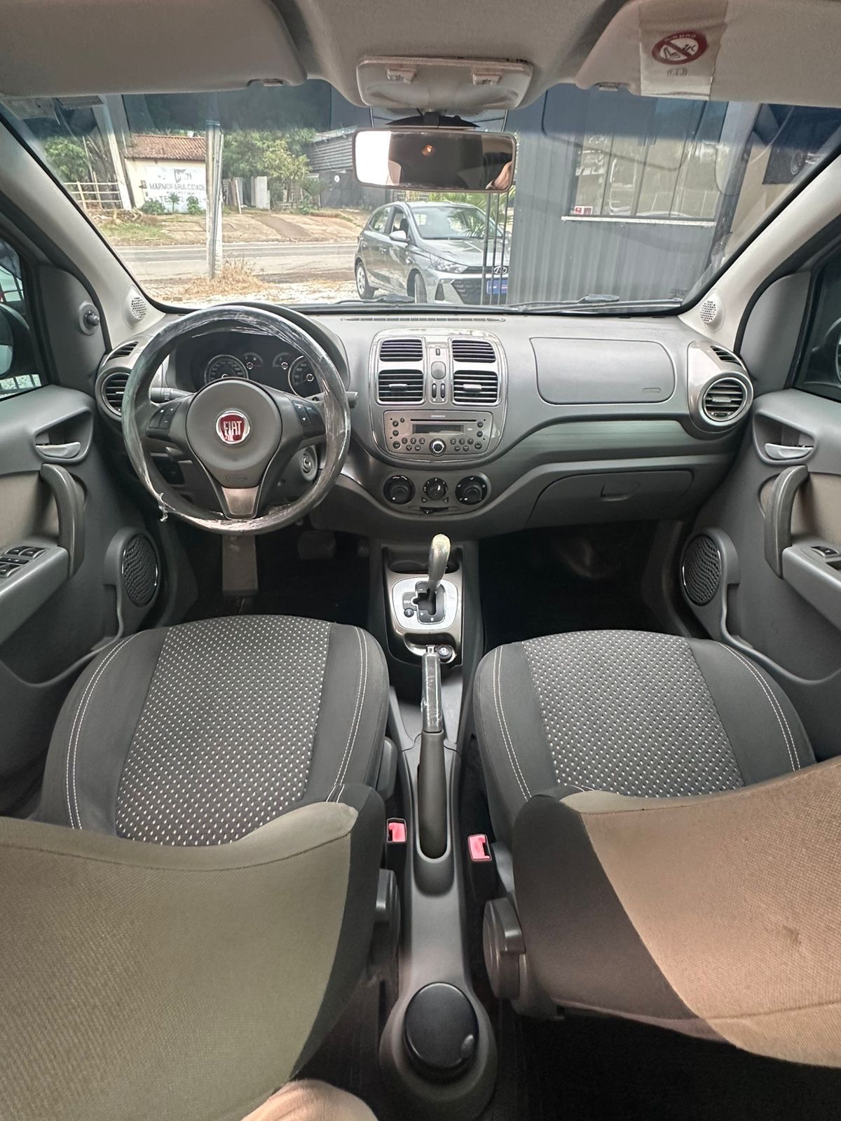 FIAT SIENNA ESSENCE 1.6 2014 - Foto 6