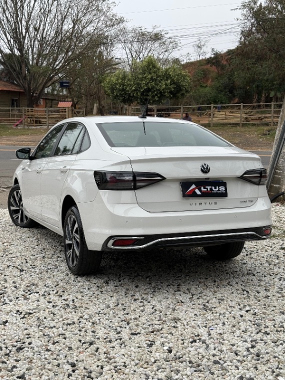 VOLKSWAGEN VIRTUS HIGHILNE 1.0 TSI TURBO 2025 - Foto 2