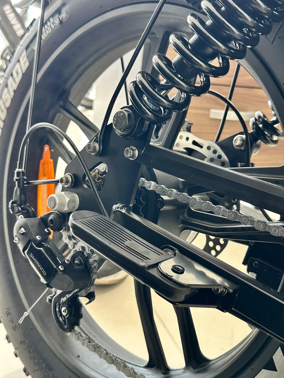 NAVEE V8 2026 - foto 7