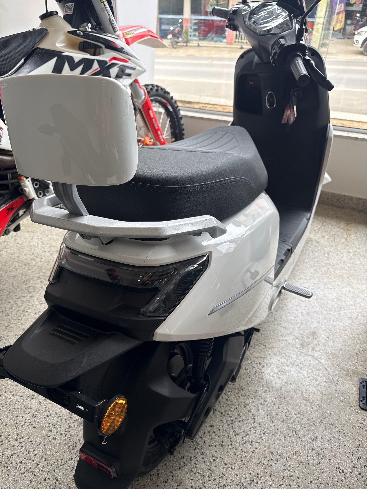 SCOOTER ELETRICA A4 2026 - foto 3