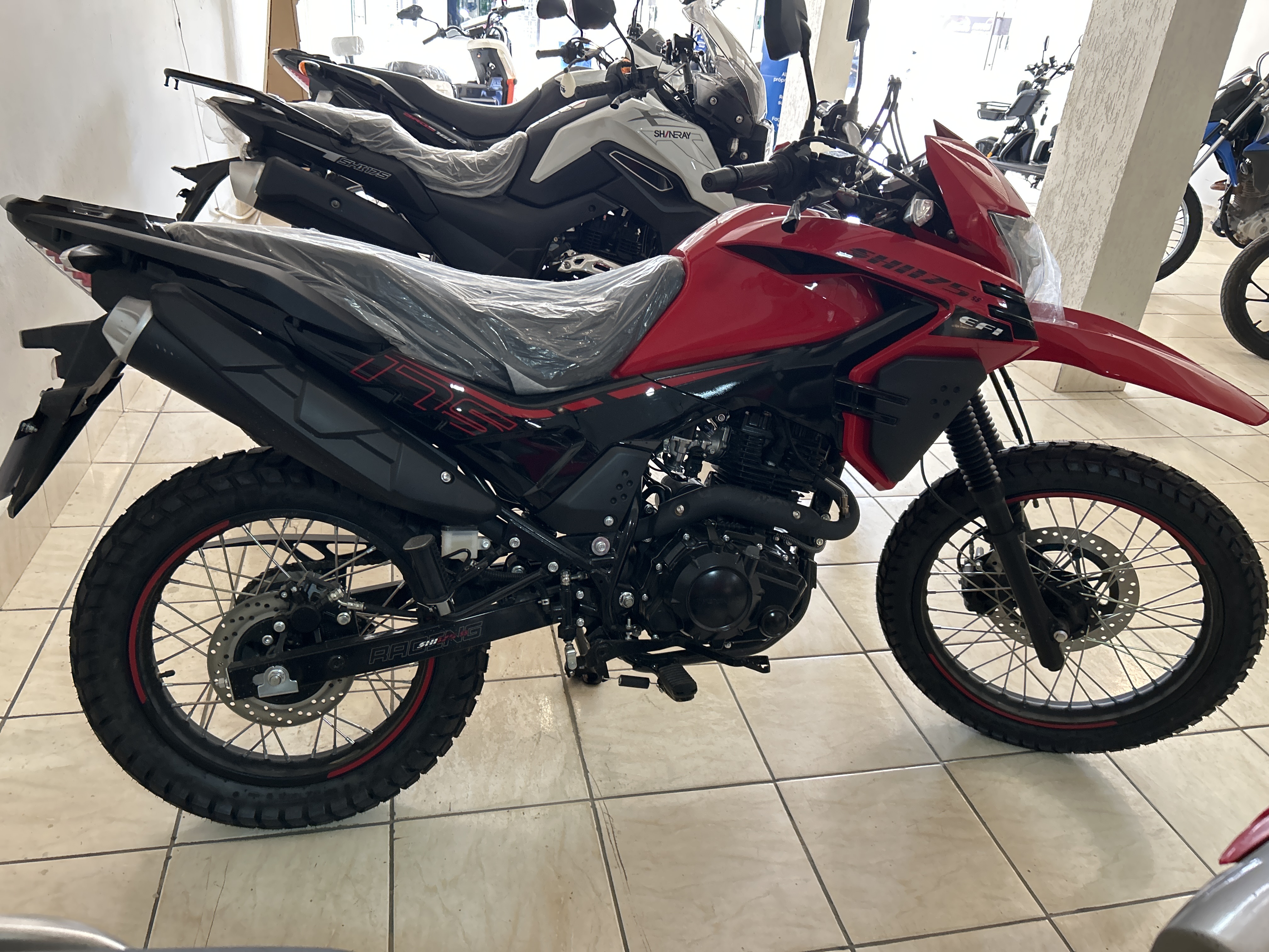 SHINERAY SHI EFI 175 2026 - Foto 1