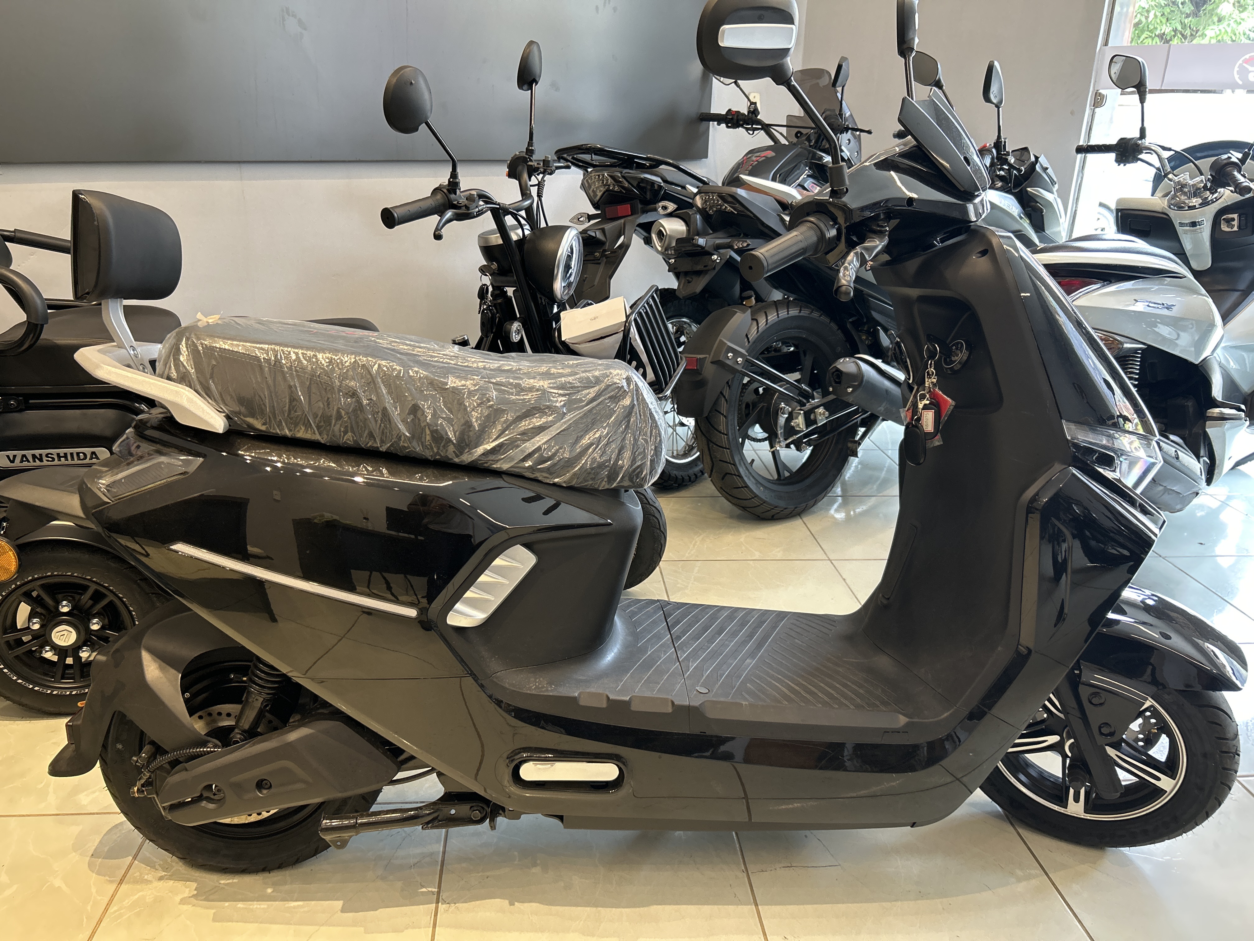SCOOTER ELÉTRICA A4 2026 - Foto 1