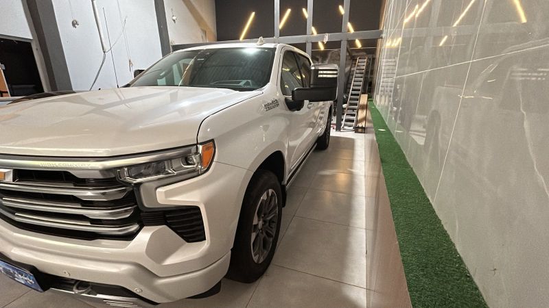 Chevrolet SILVERADO 2023 2023 — foto 2