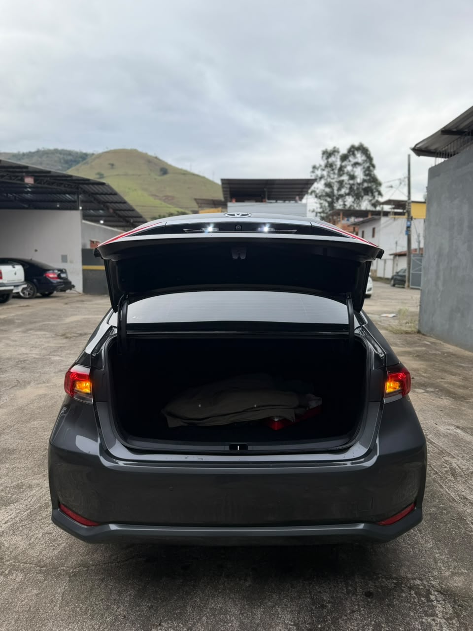 Toyota COROLLA XEI - foto 10