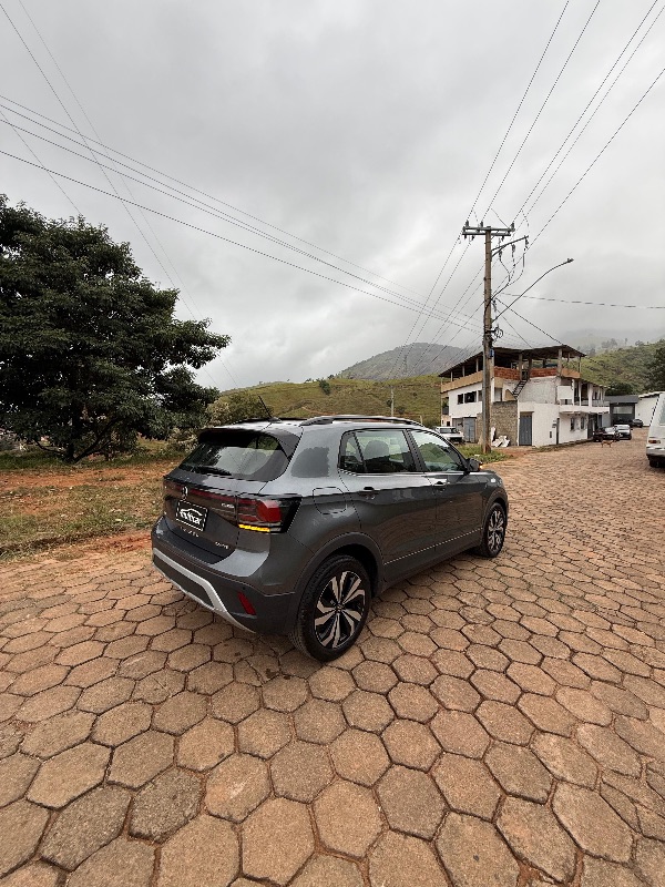 VOLKSWAGEN T-CROSS 2025 - Foto 13