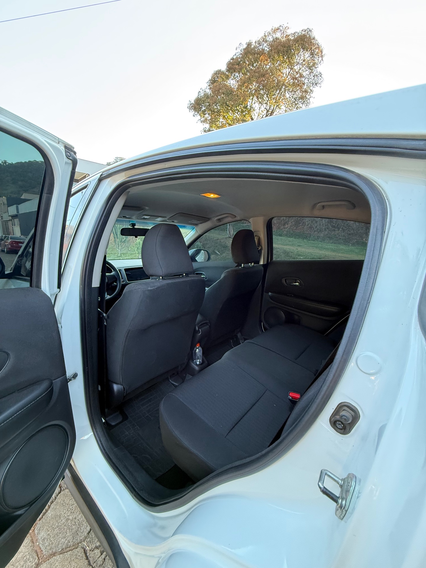 Honda HR-V LX - foto 16