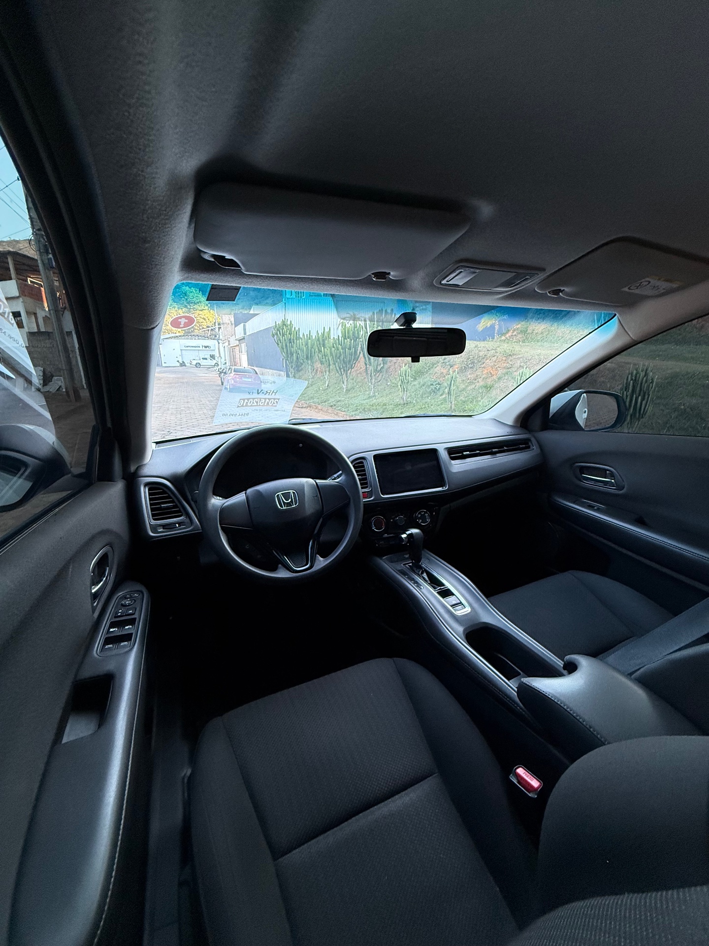 Honda HR-V LX - foto 17