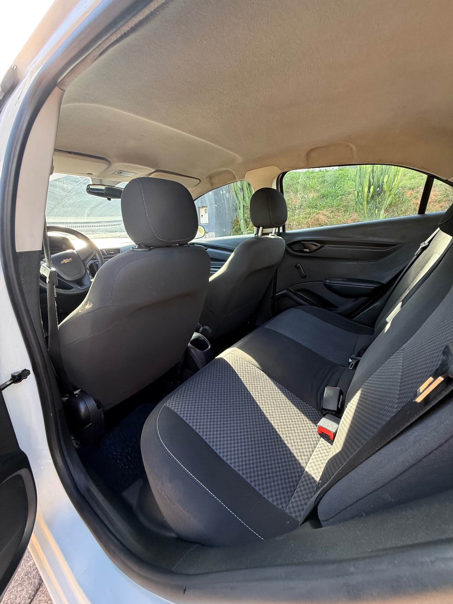 CHEVROLET ONIX JOY 2020 - Foto 18