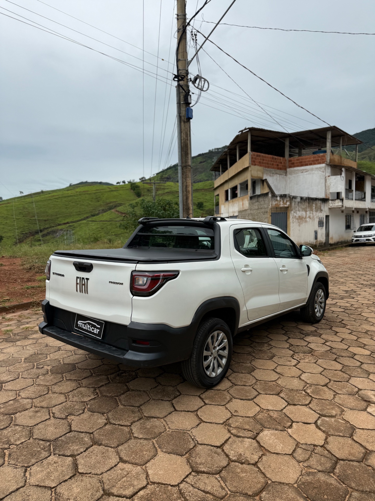 FIAT STRADA FREEDOM CABINE DUPLA 2025 - Foto 13