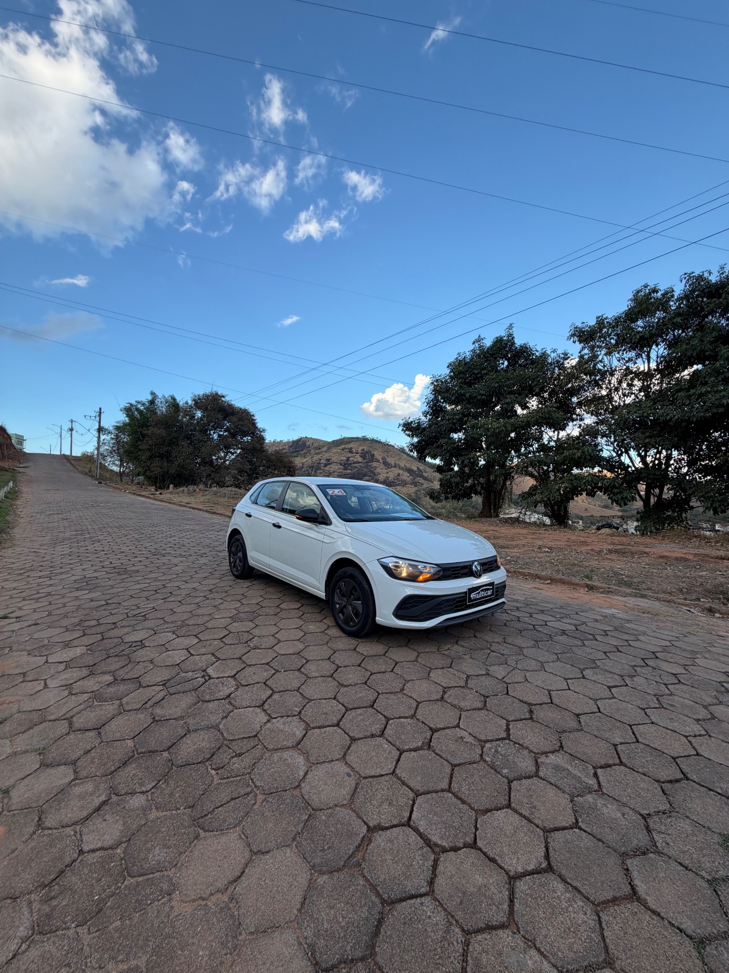 VOLKSWAGEN POLO TRACK 2024 - Foto 5