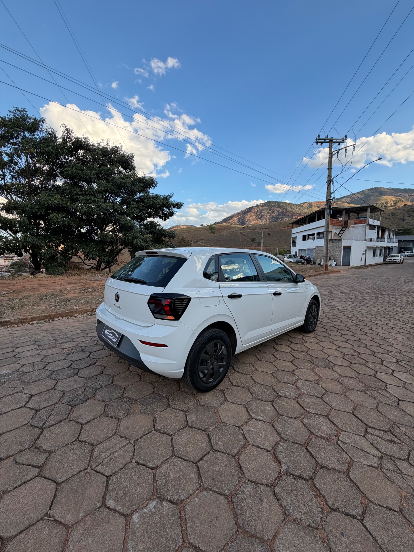 VOLKSWAGEN POLO TRACK 2024 - Foto 8