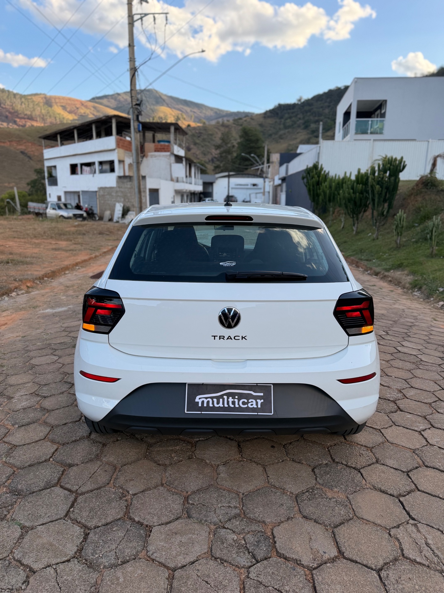 VOLKSWAGEN POLO TRACK 2024 - Foto 10