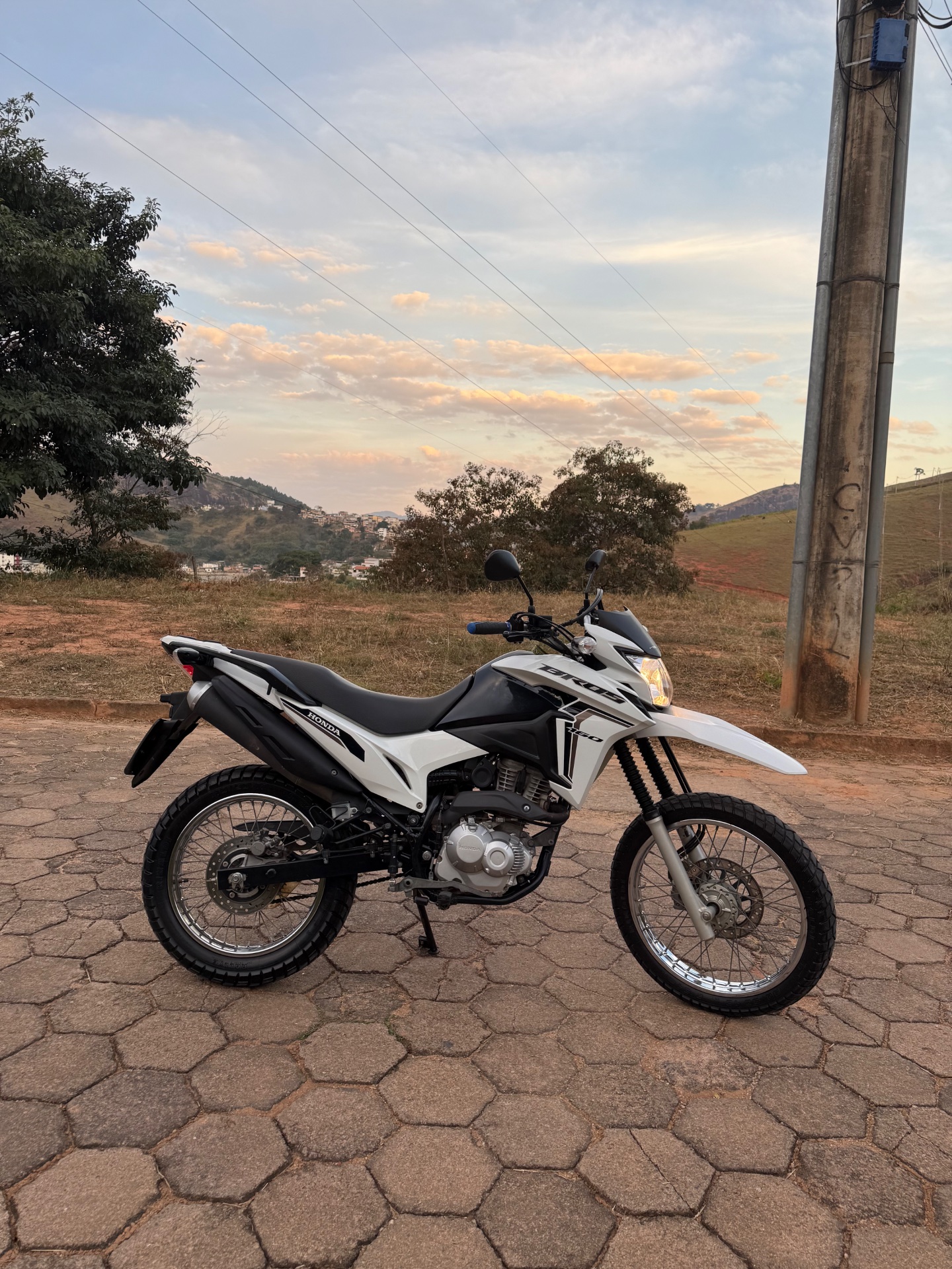 Honda NXR BROS ESDD 2022 - foto 4