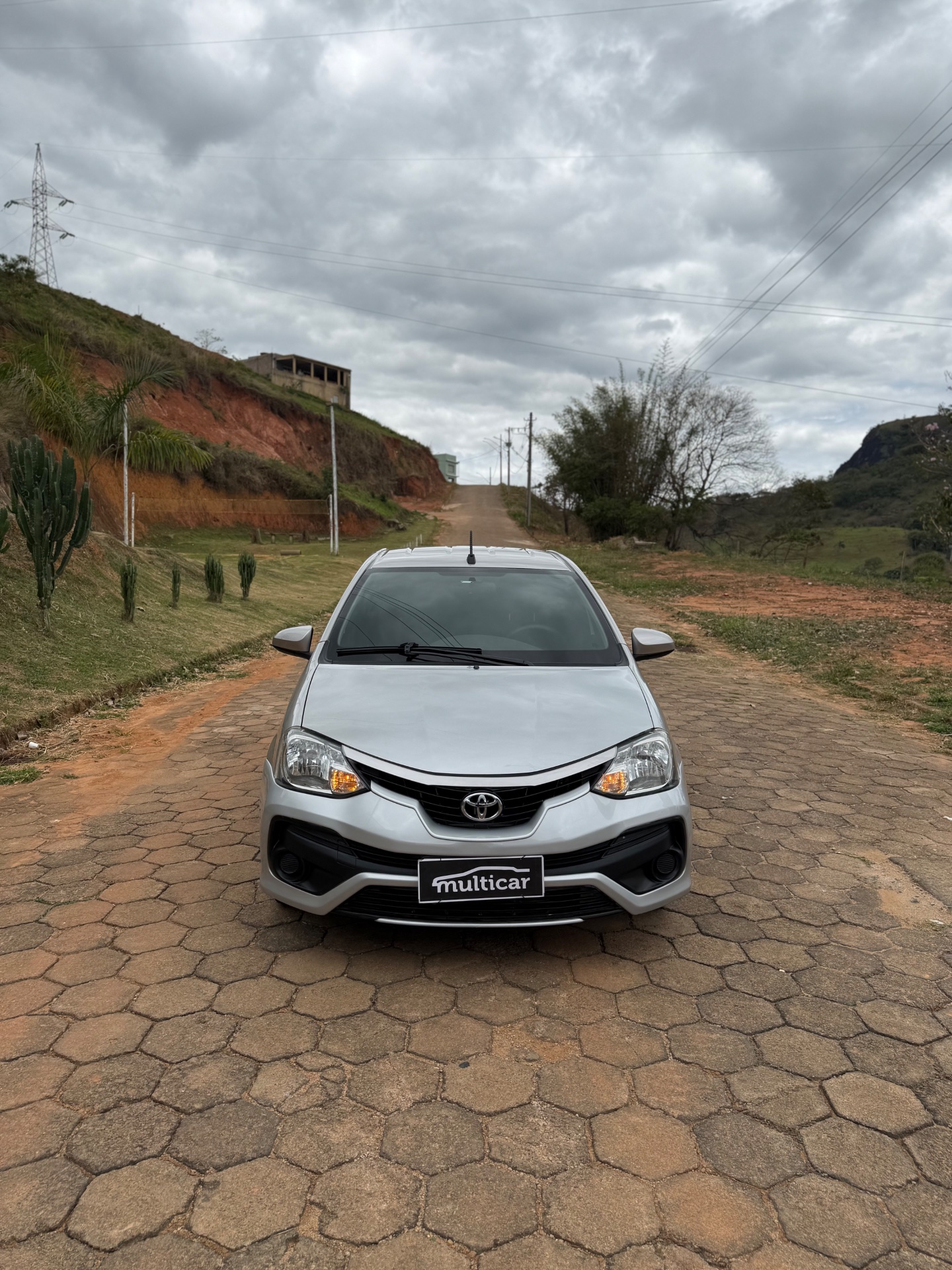 TOYOTA ETIOS SEDAN XS 2018 - Foto 3
