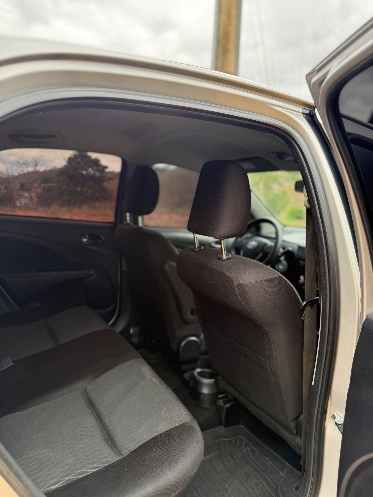 TOYOTA ETIOS SEDAN XS 2018 - Foto 8