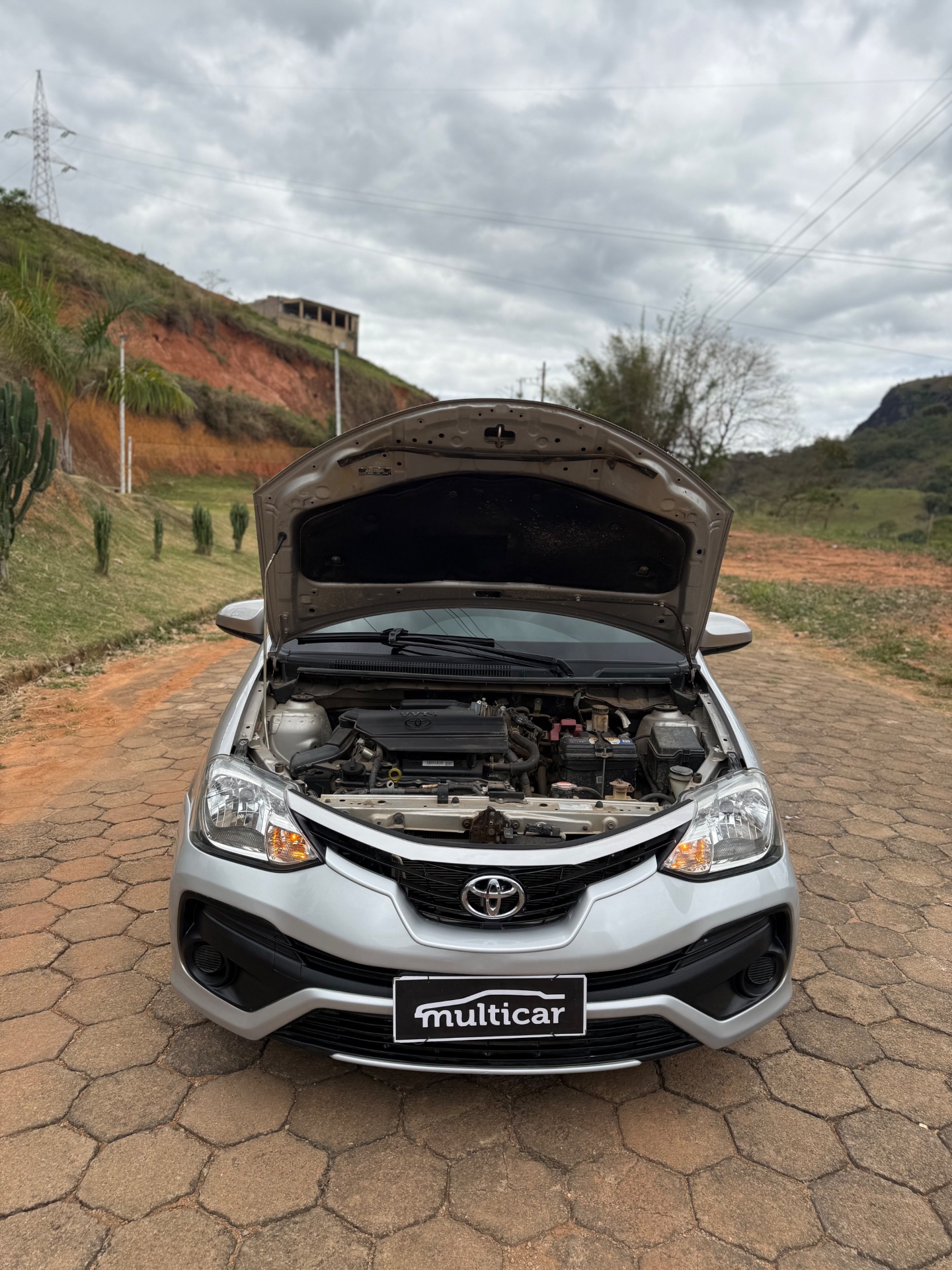 TOYOTA ETIOS SEDAN XS 2018 - Foto 16