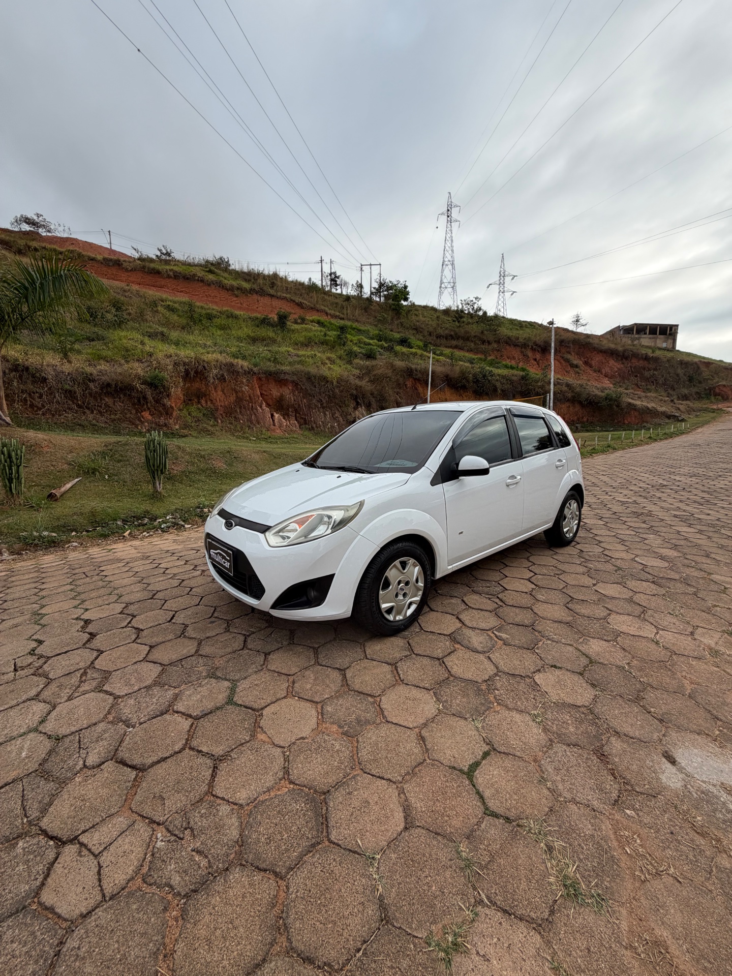 FORD FIESTA SE 2014 - Foto 1