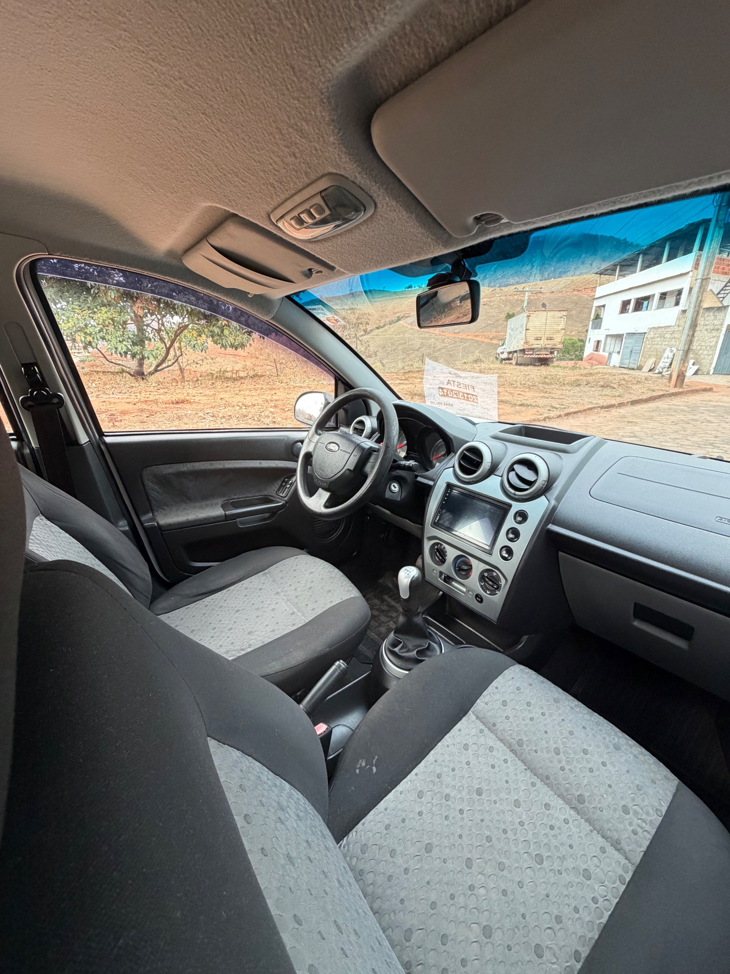 FORD FIESTA SE 2014 - Foto 7