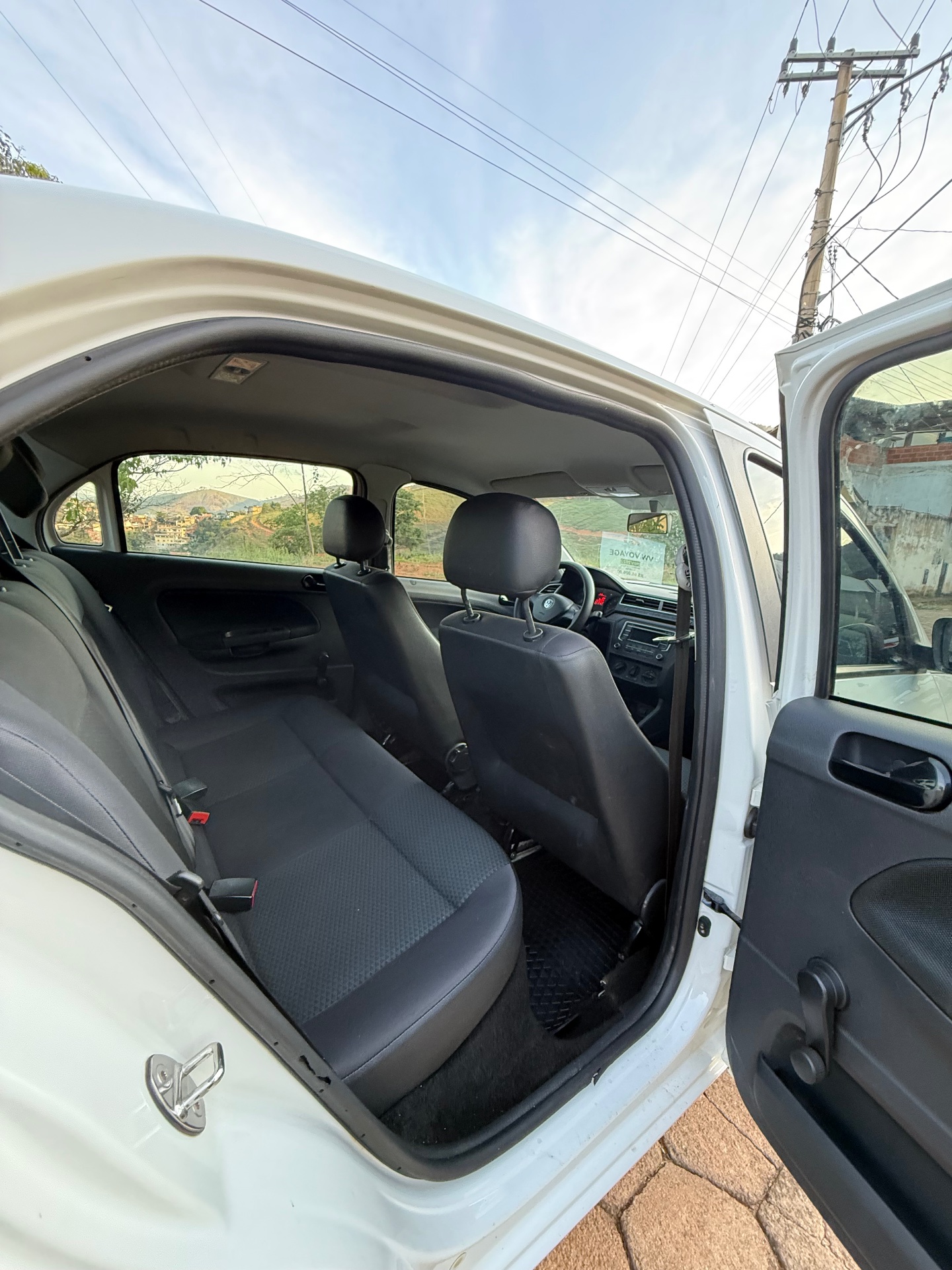 VOLKSWAGEN VOYAGE G8 2022 - Foto 8