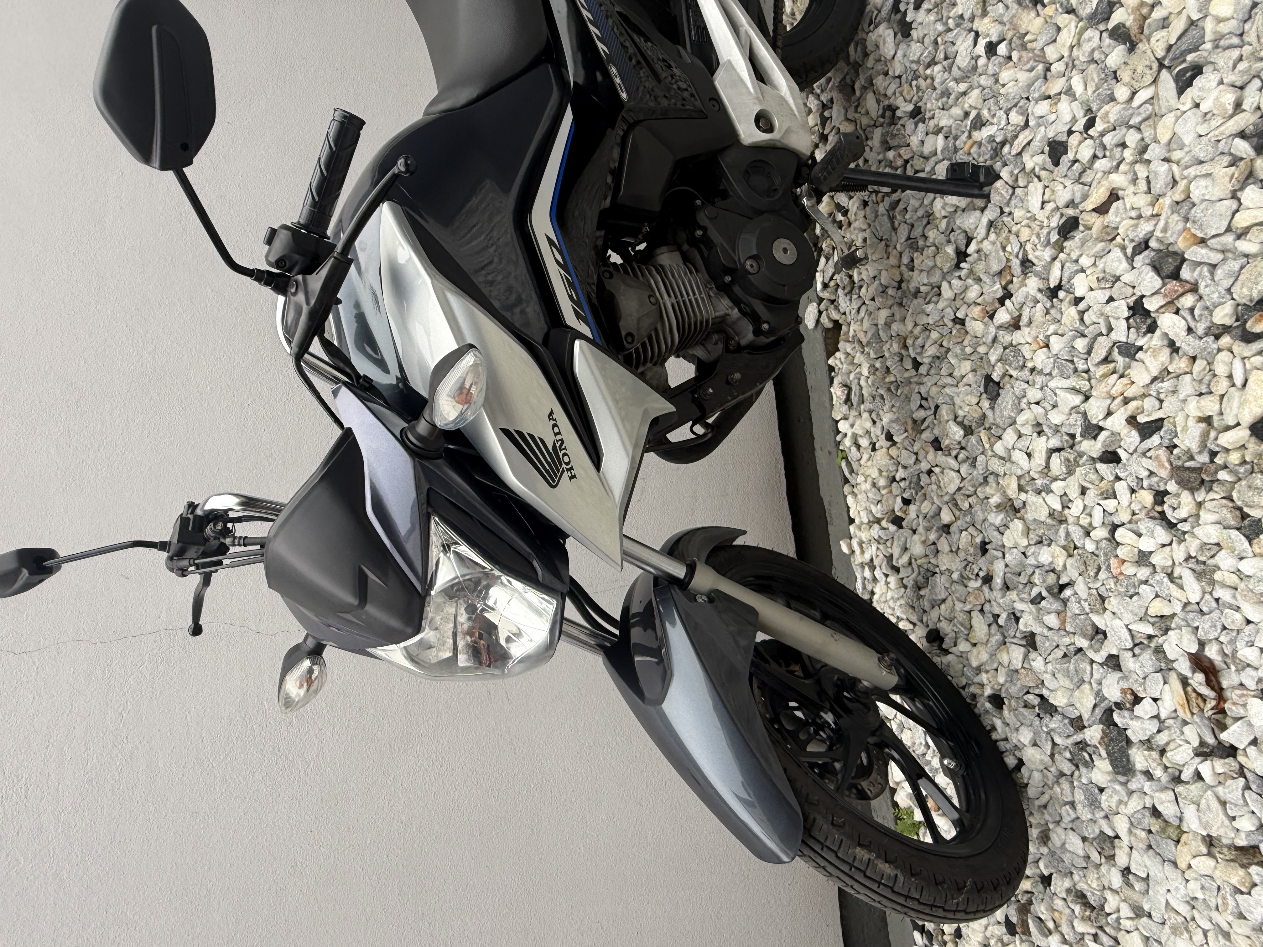 HONDA TUG5B59 2022 - Foto 1