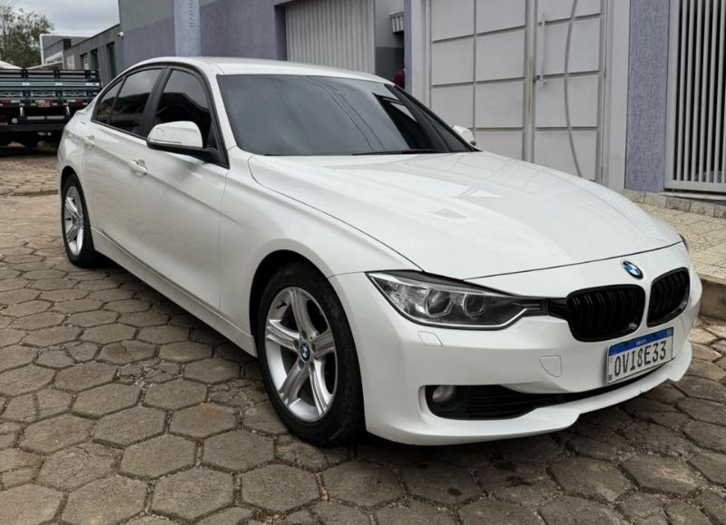 BMW 320I  2014 — foto 2